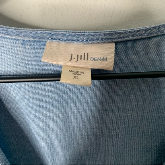 J.Jill XL Light Wash Chambray Denim Tunic Top V Neck Long Sleeve Relaxed Fit - Picture 3 of 9